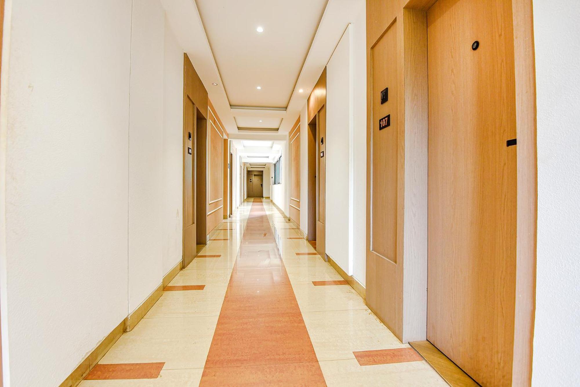 Fabhotel Prime Supreme - 700M From Vasco Da Gama Railway Station Marmagao エクステリア 写真
