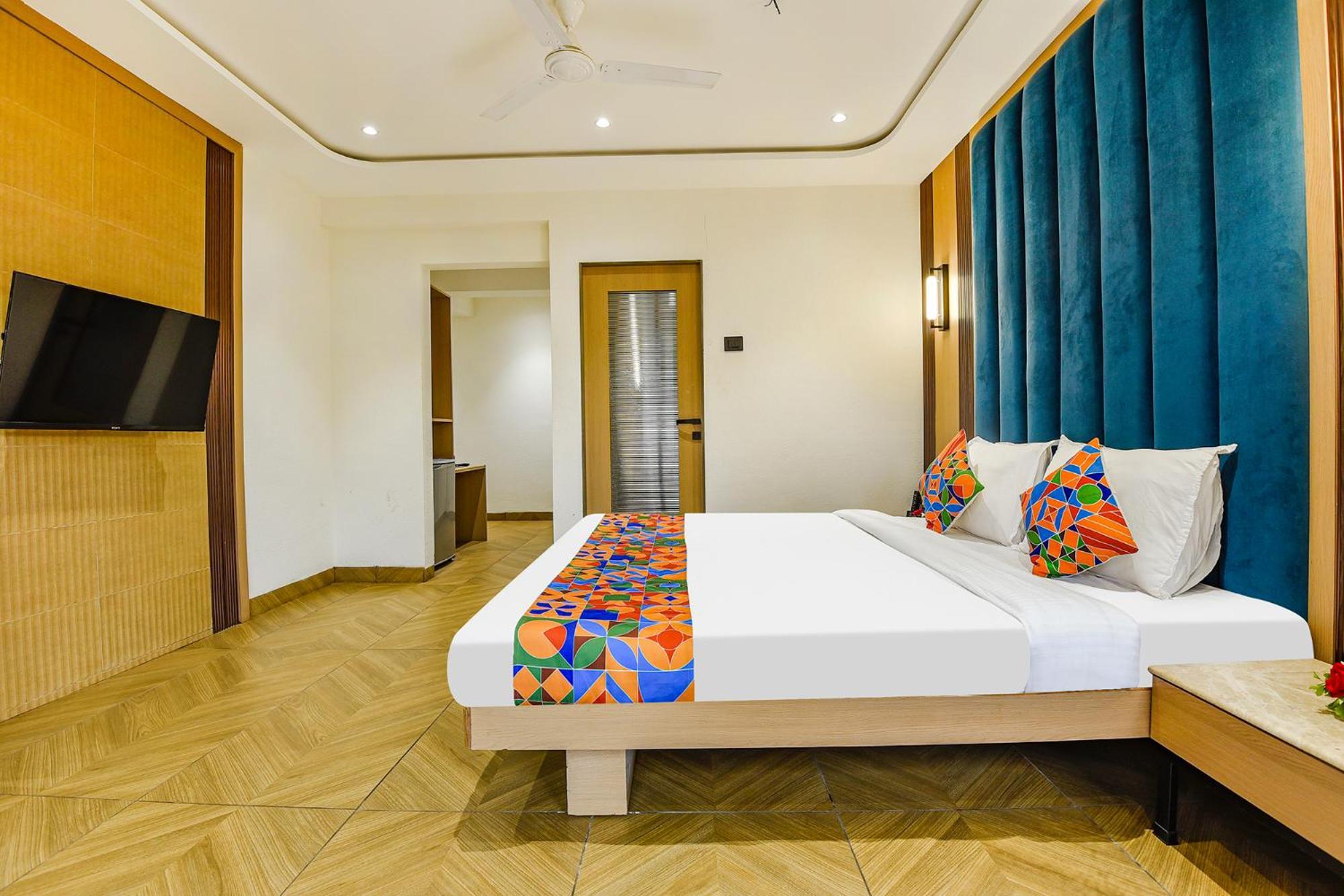 Fabhotel Prime Supreme - 700M From Vasco Da Gama Railway Station Marmagao エクステリア 写真