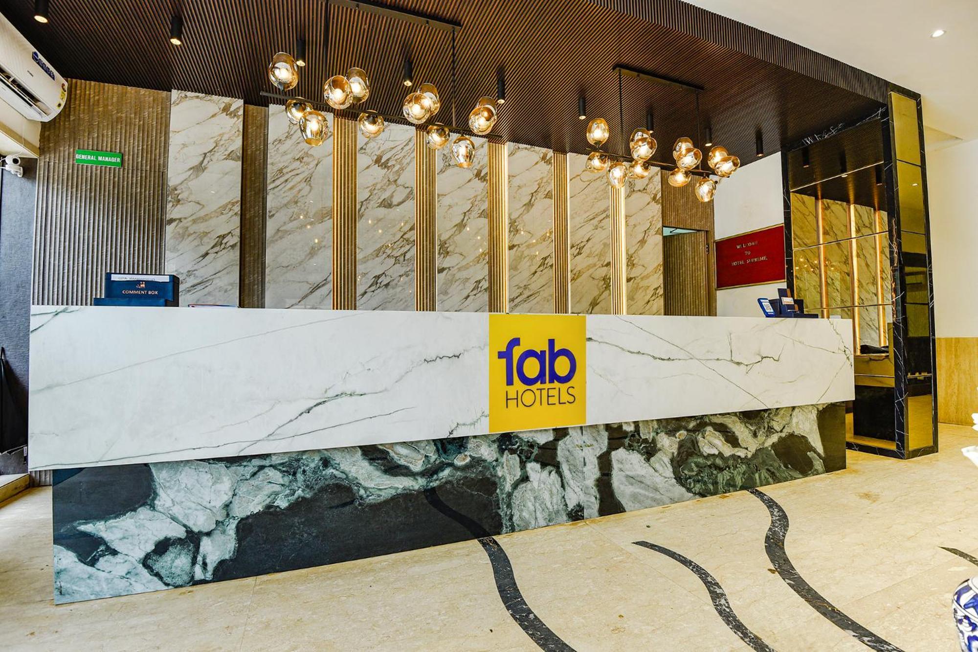 Fabhotel Prime Supreme - 700M From Vasco Da Gama Railway Station Marmagao エクステリア 写真