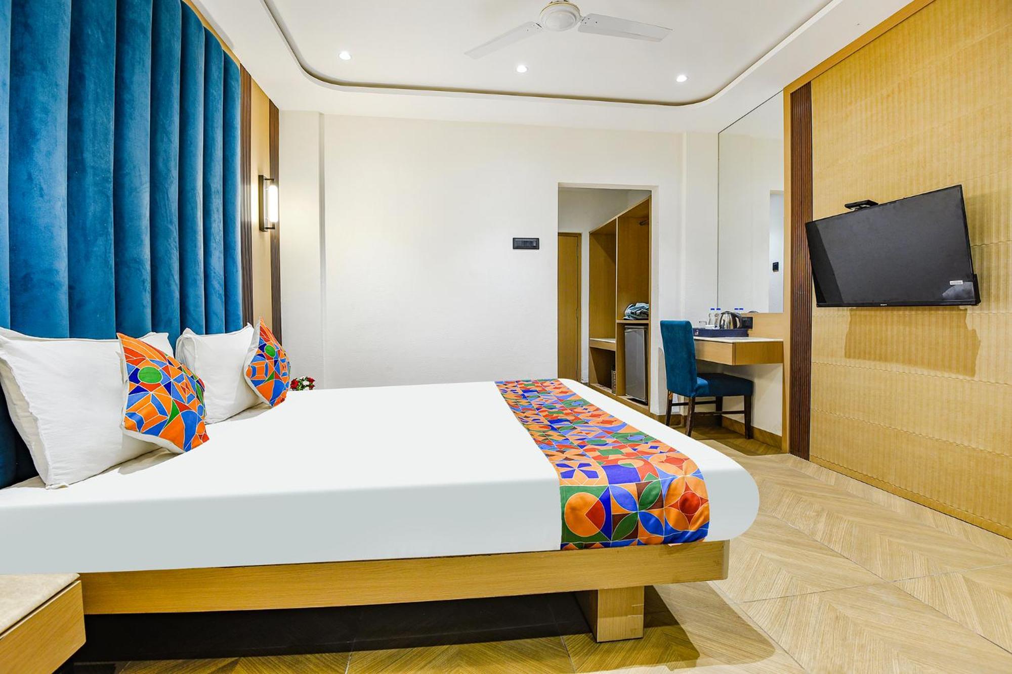 Fabhotel Prime Supreme - 700M From Vasco Da Gama Railway Station Marmagao エクステリア 写真