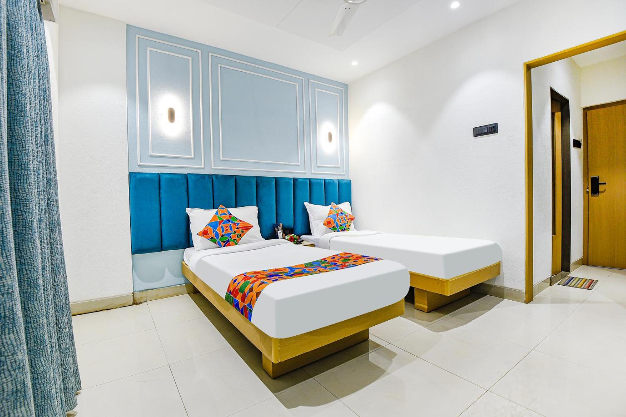 Fabhotel Prime Supreme - 700M From Vasco Da Gama Railway Station Marmagao エクステリア 写真