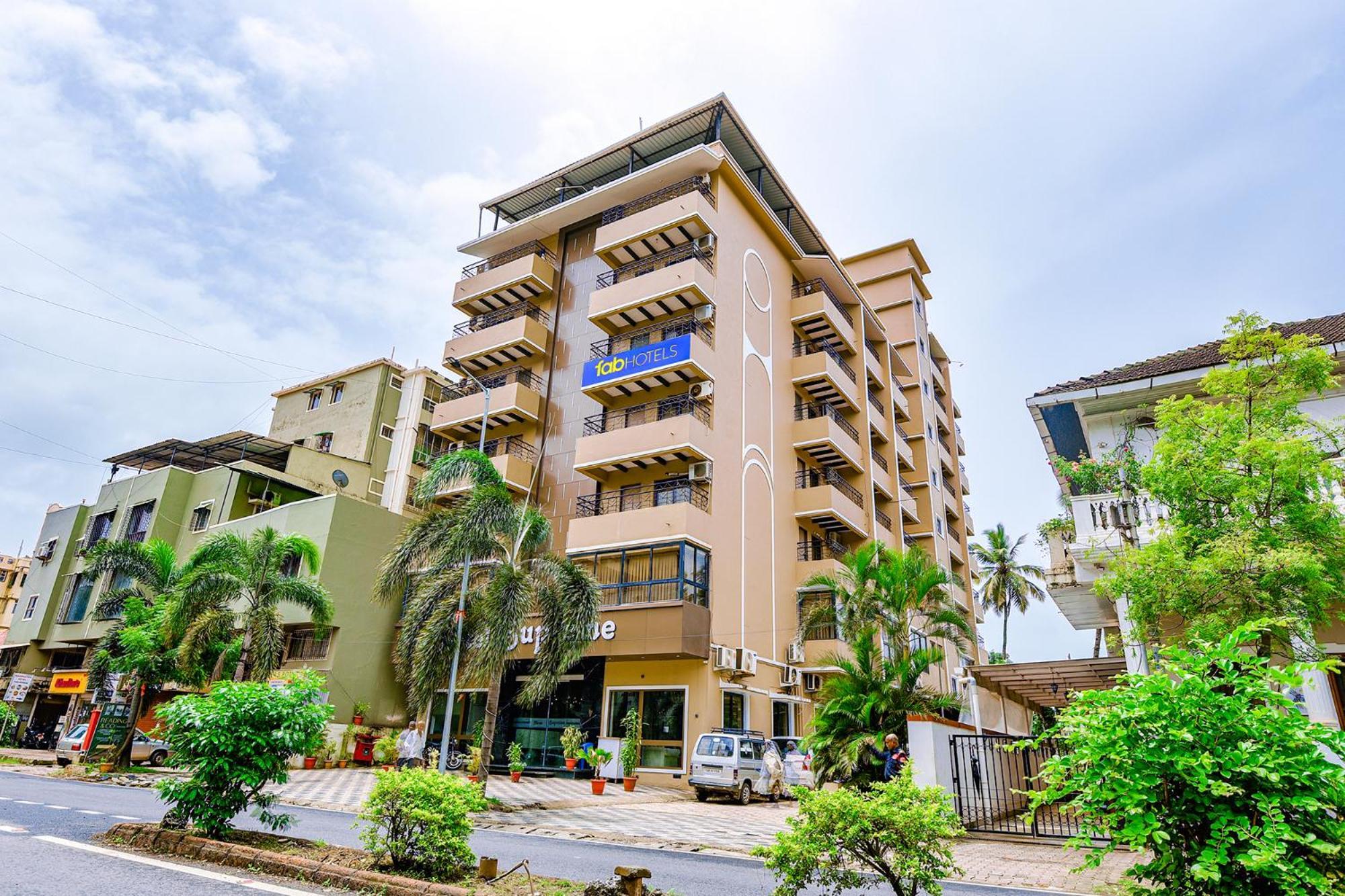 Fabhotel Prime Supreme - 700M From Vasco Da Gama Railway Station Marmagao エクステリア 写真