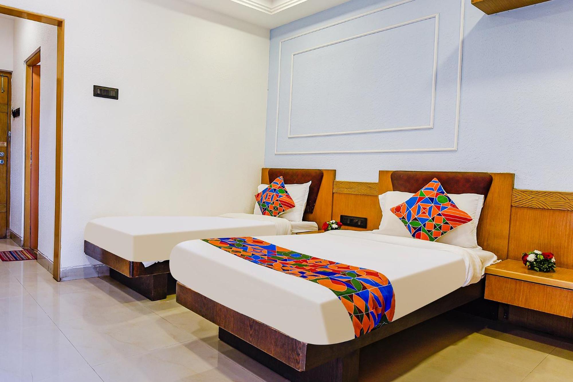 Fabhotel Prime Supreme - 700M From Vasco Da Gama Railway Station Marmagao エクステリア 写真
