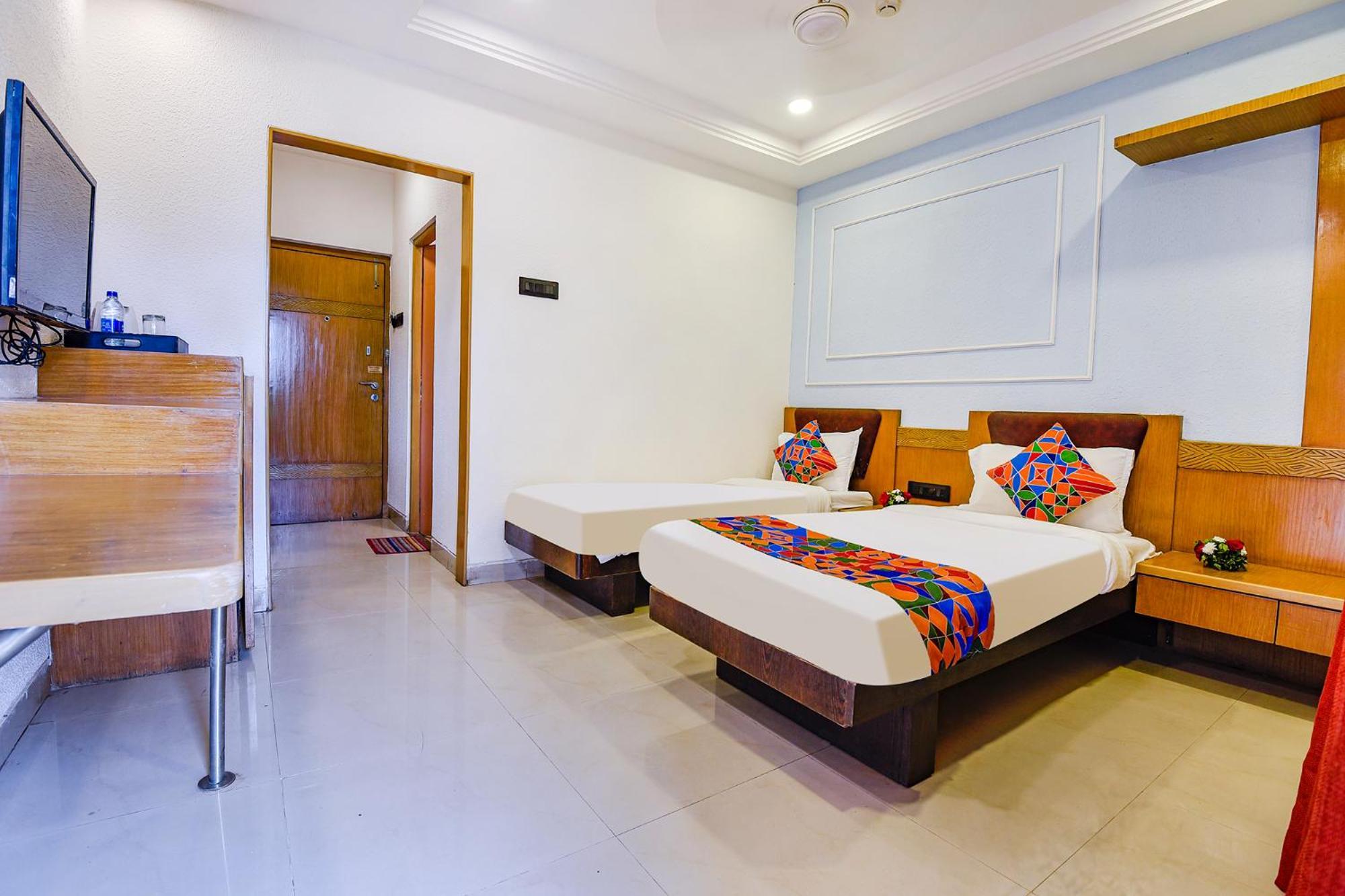 Fabhotel Prime Supreme - 700M From Vasco Da Gama Railway Station Marmagao エクステリア 写真