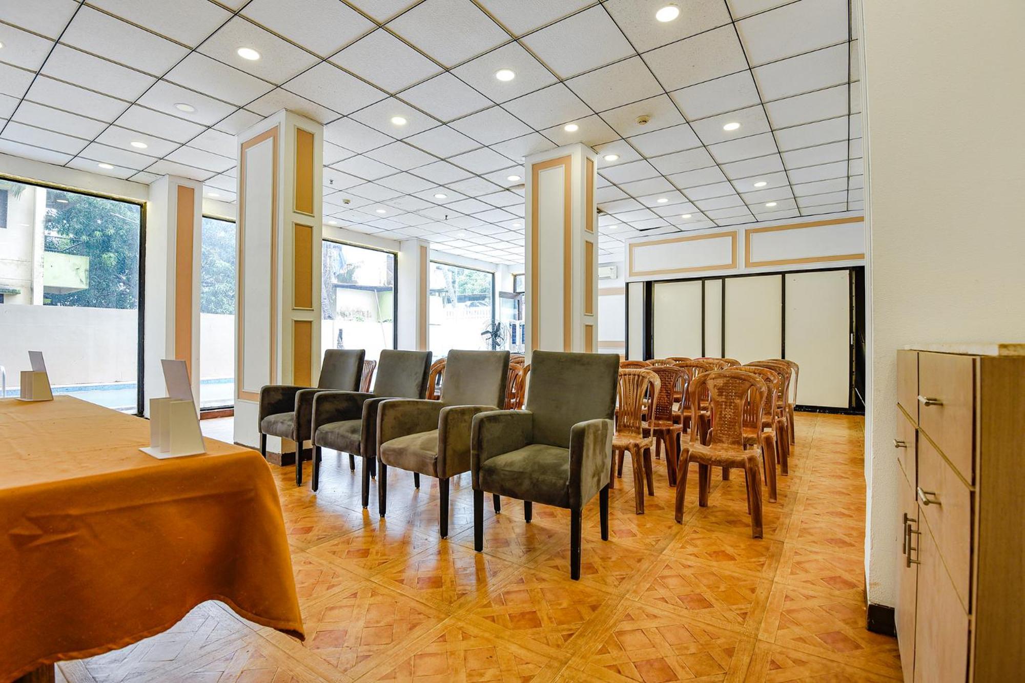 Fabhotel Prime Supreme - 700M From Vasco Da Gama Railway Station Marmagao エクステリア 写真