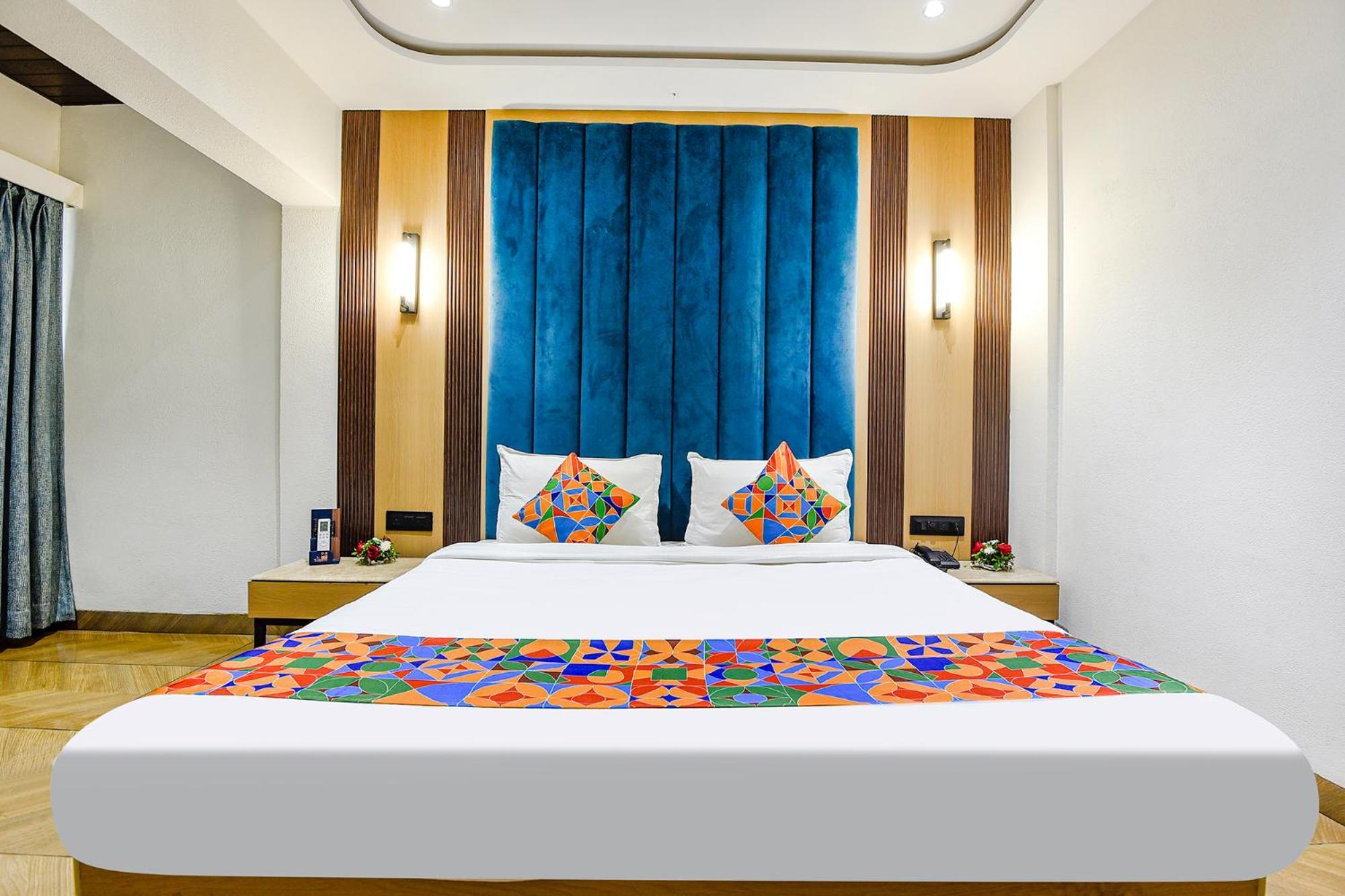 Fabhotel Prime Supreme - 700M From Vasco Da Gama Railway Station Marmagao エクステリア 写真